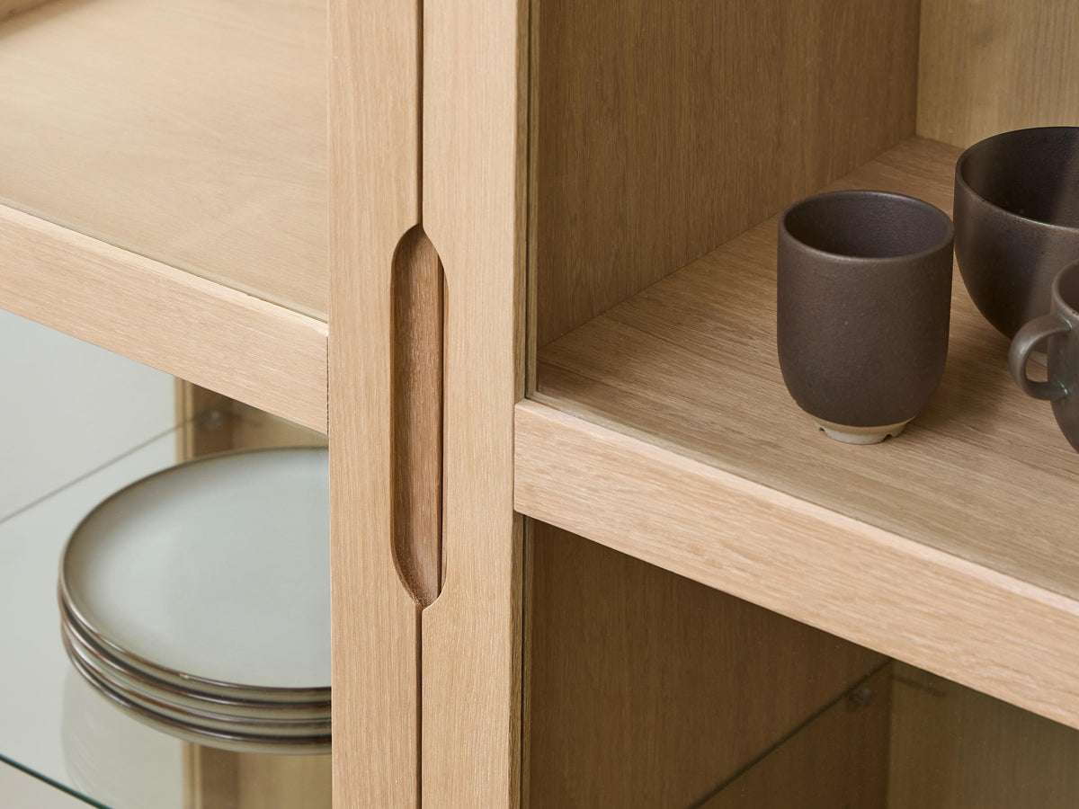 Bookcase 617938