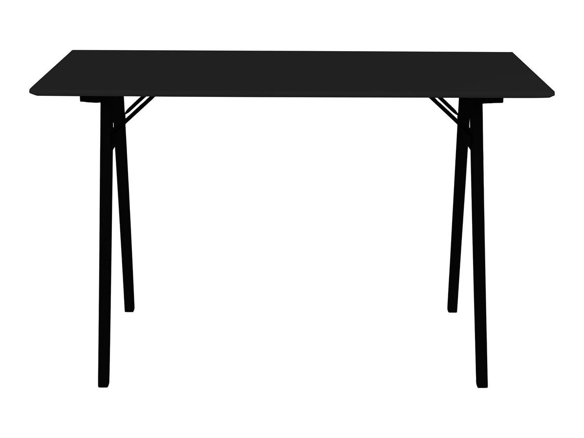Desk 625530