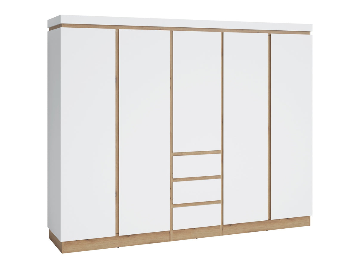 Wardrobe 634933