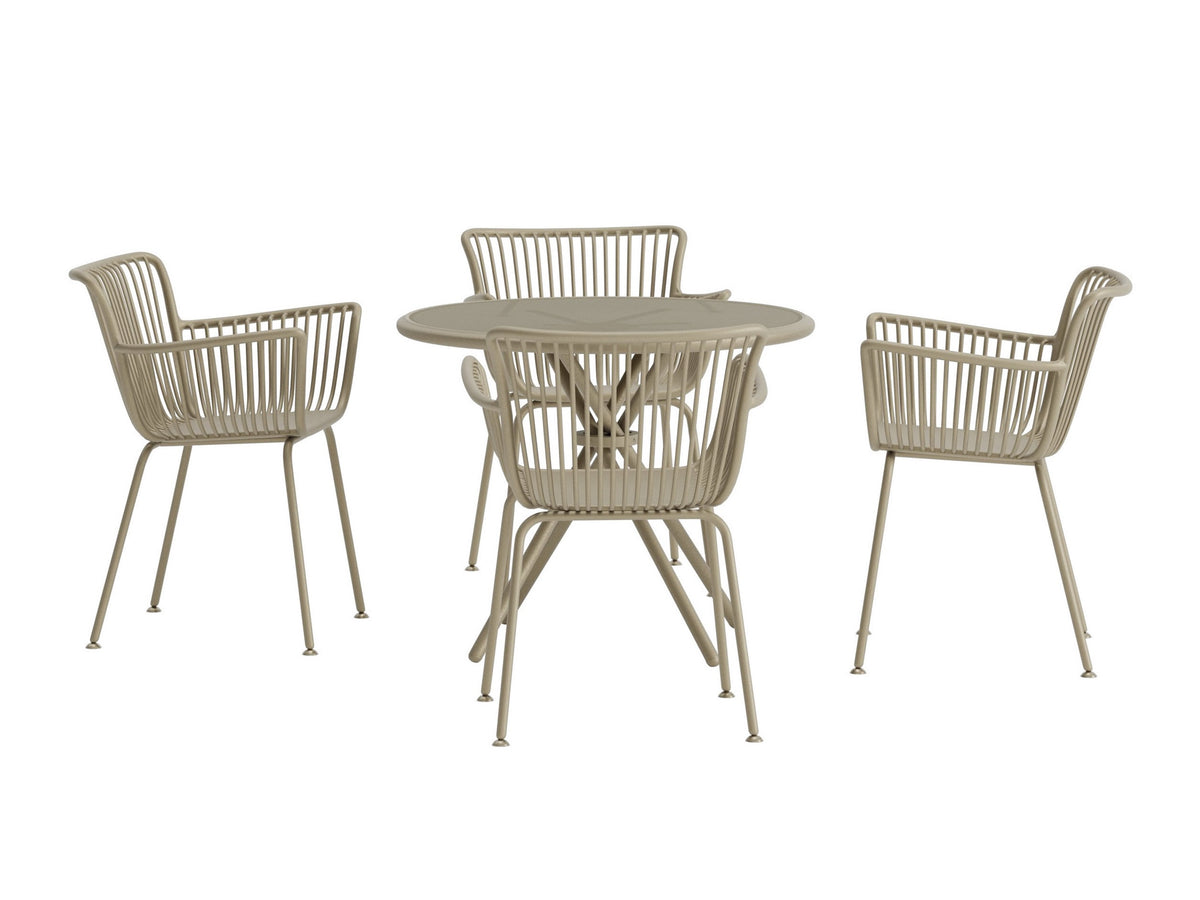 Table and chairs set 639898