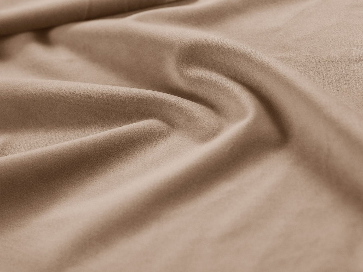 Bed 640736