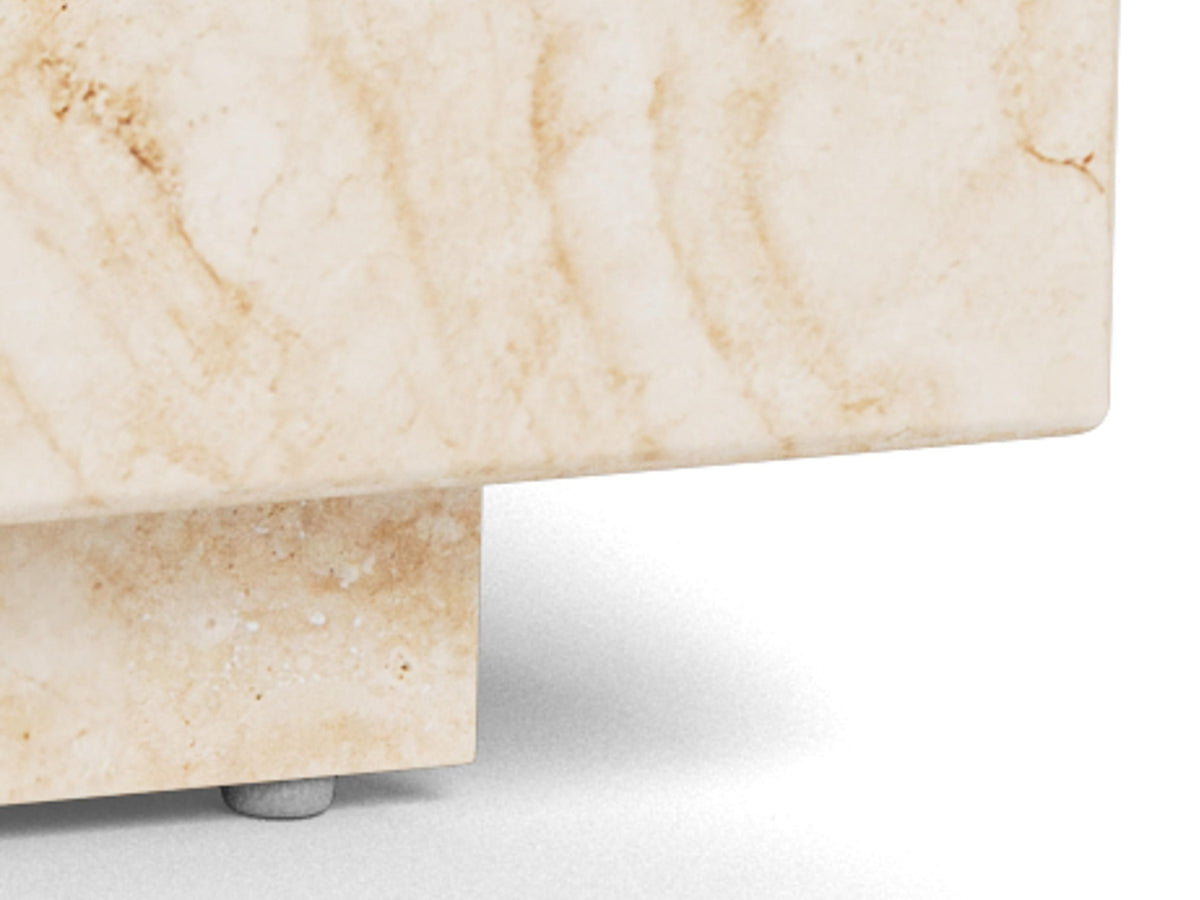 Coffee table 574548