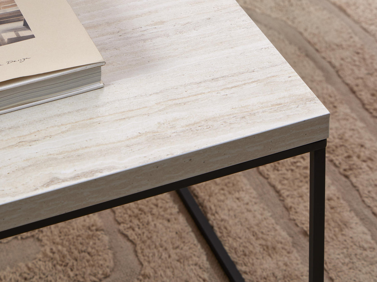 Coffee table 558396