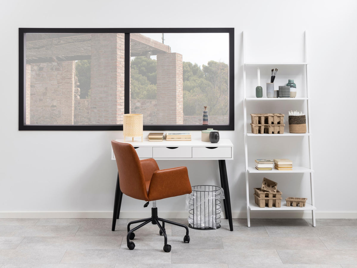 Desk 47799