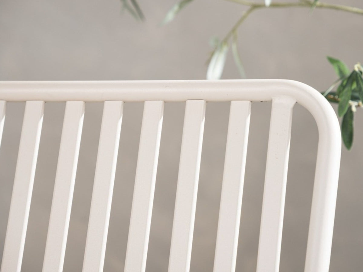 Outdoor bench 645433