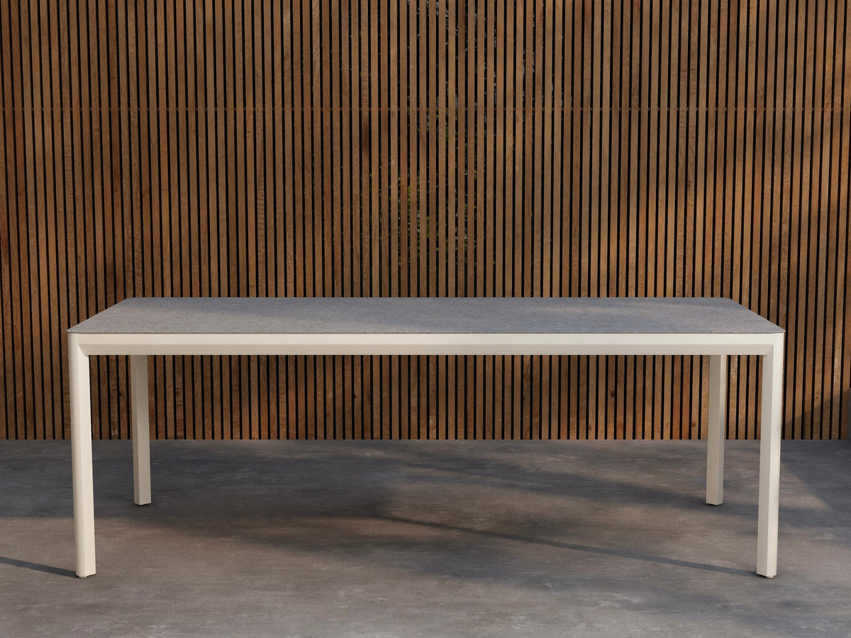 Outdoor table 646224