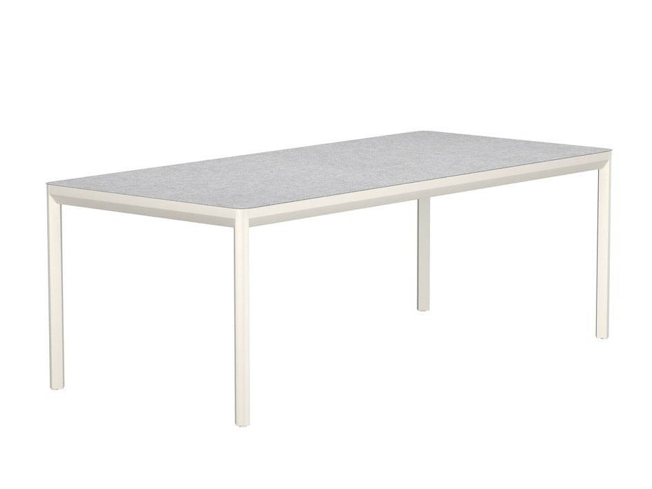 Table and chairs set 646231