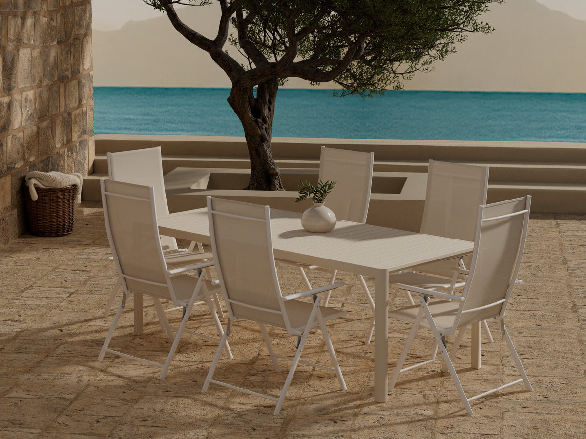 Table and chairs set 646409