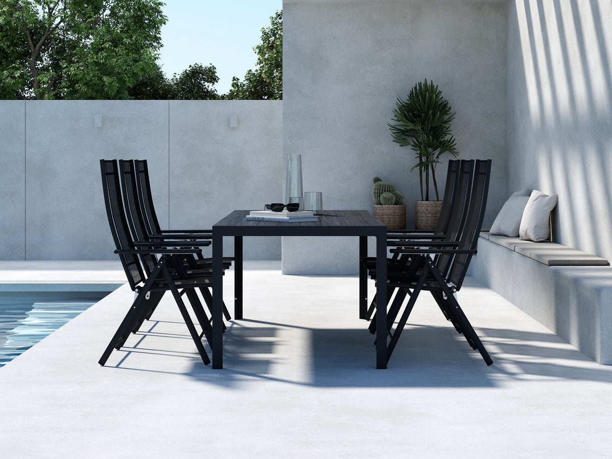 Table and chairs set 646735