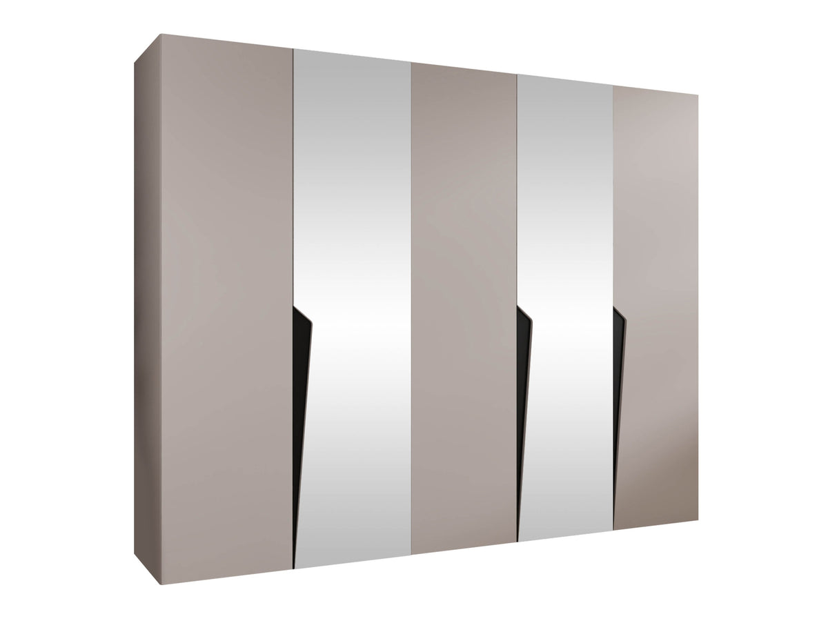 Wardrobe 647319