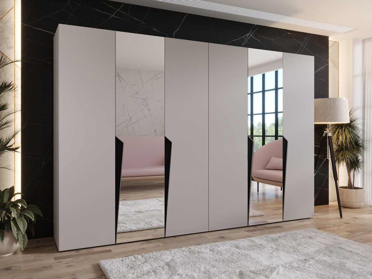 Wardrobe 647337