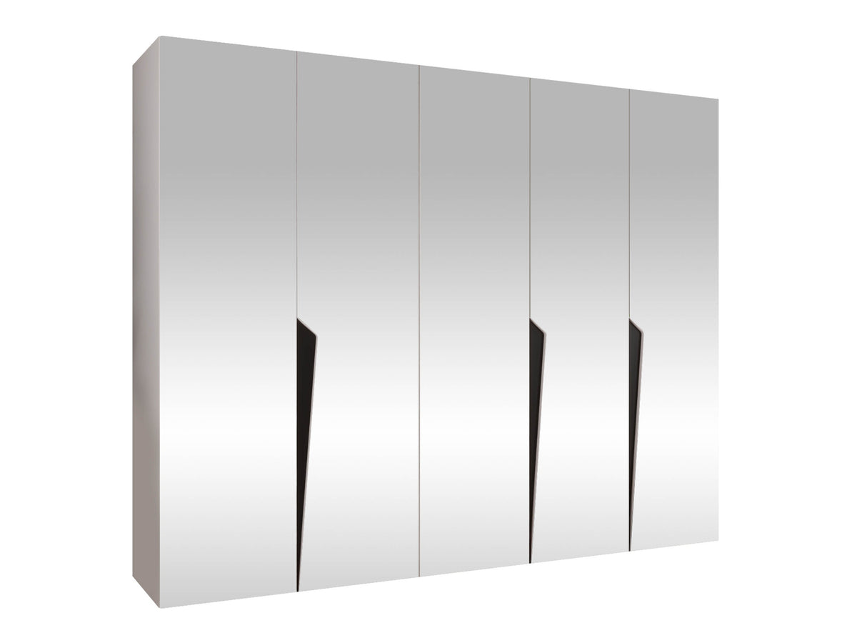Wardrobe 647381