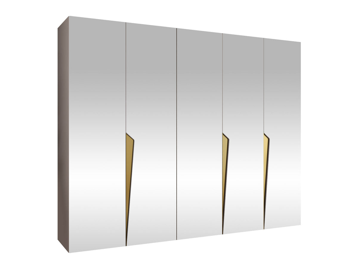 Wardrobe 647381
