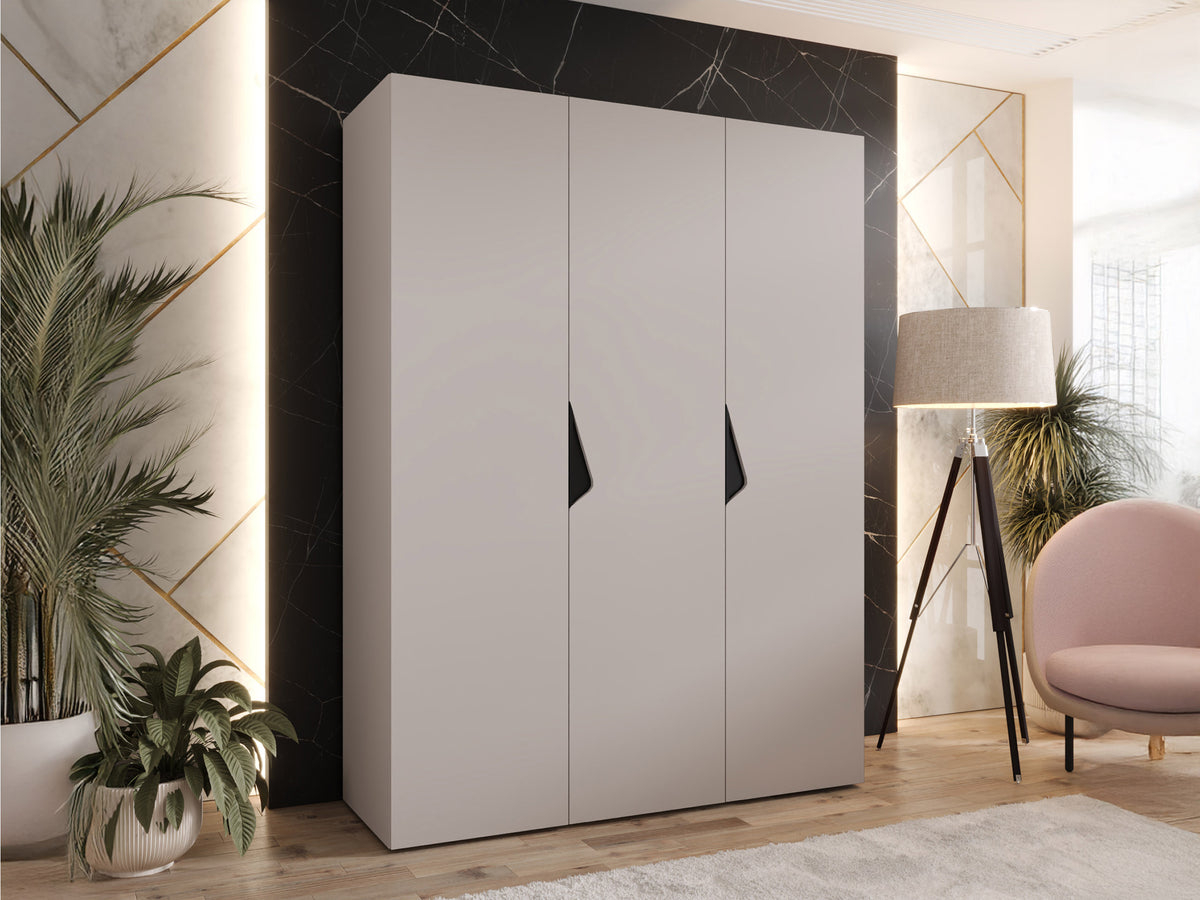 Wardrobe 647583