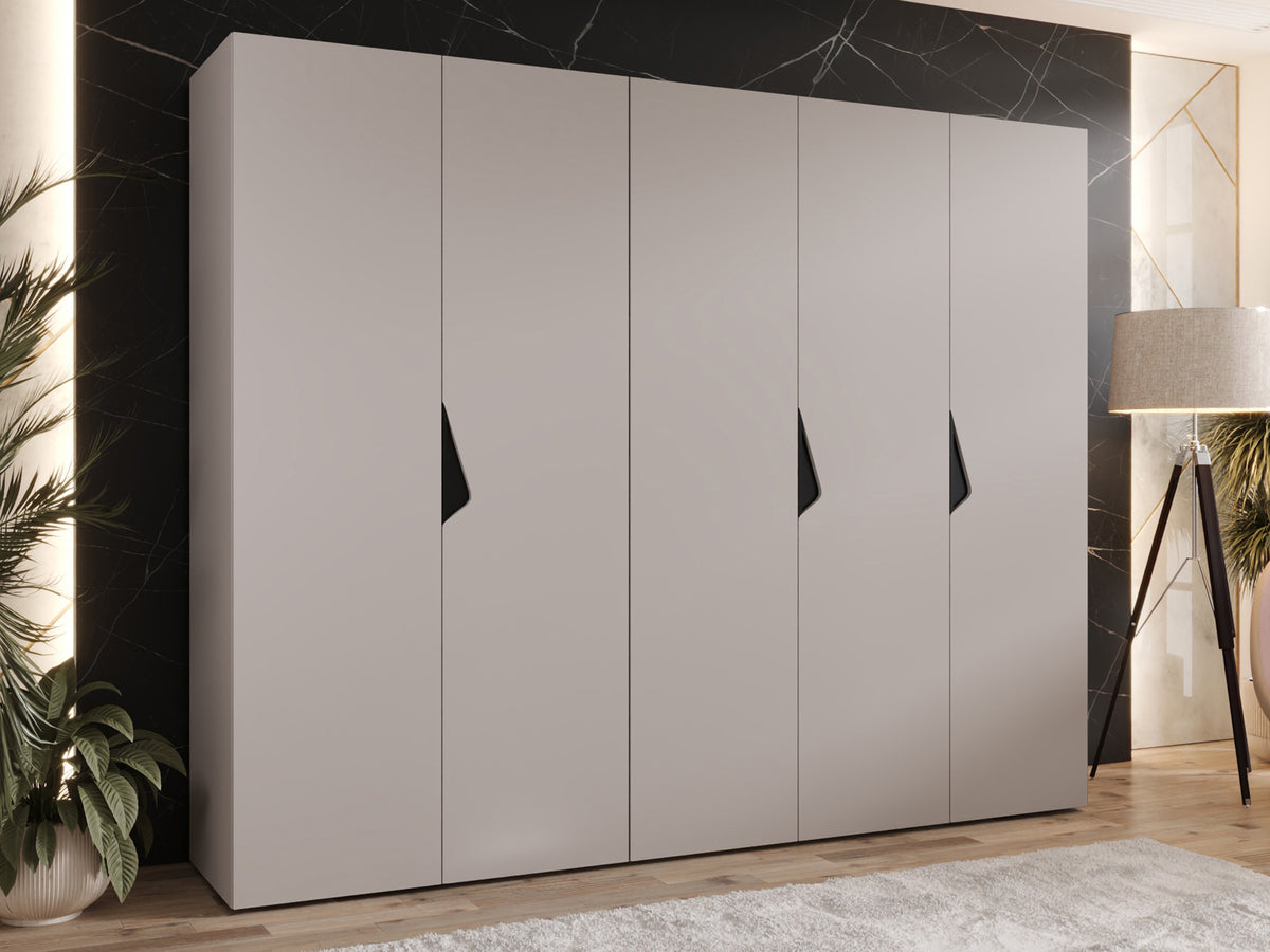 Wardrobe 647796