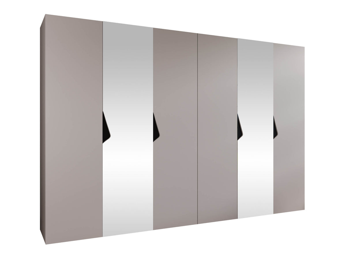 Wardrobe 648158