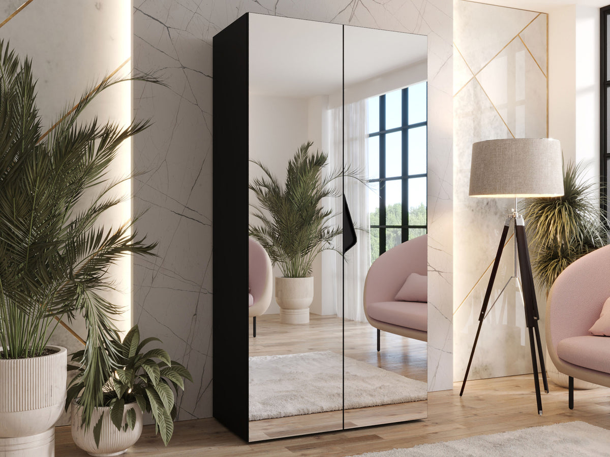 Wardrobe 648172