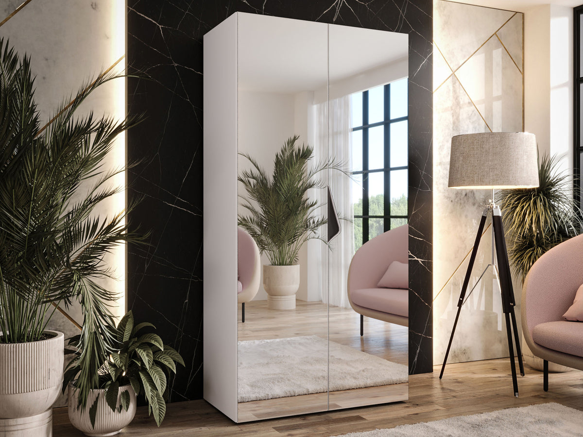 Wardrobe 648172