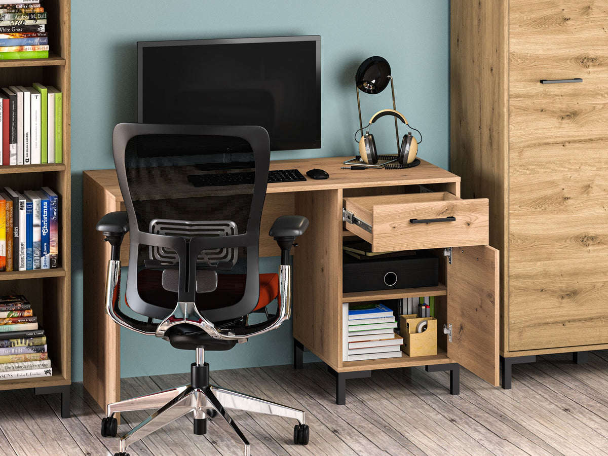 Desk 569344