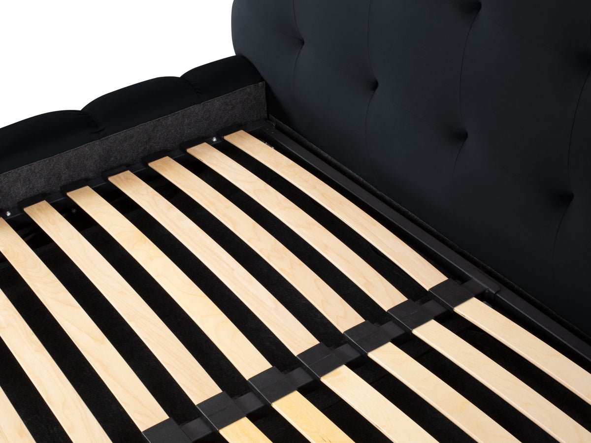 Bed 663680