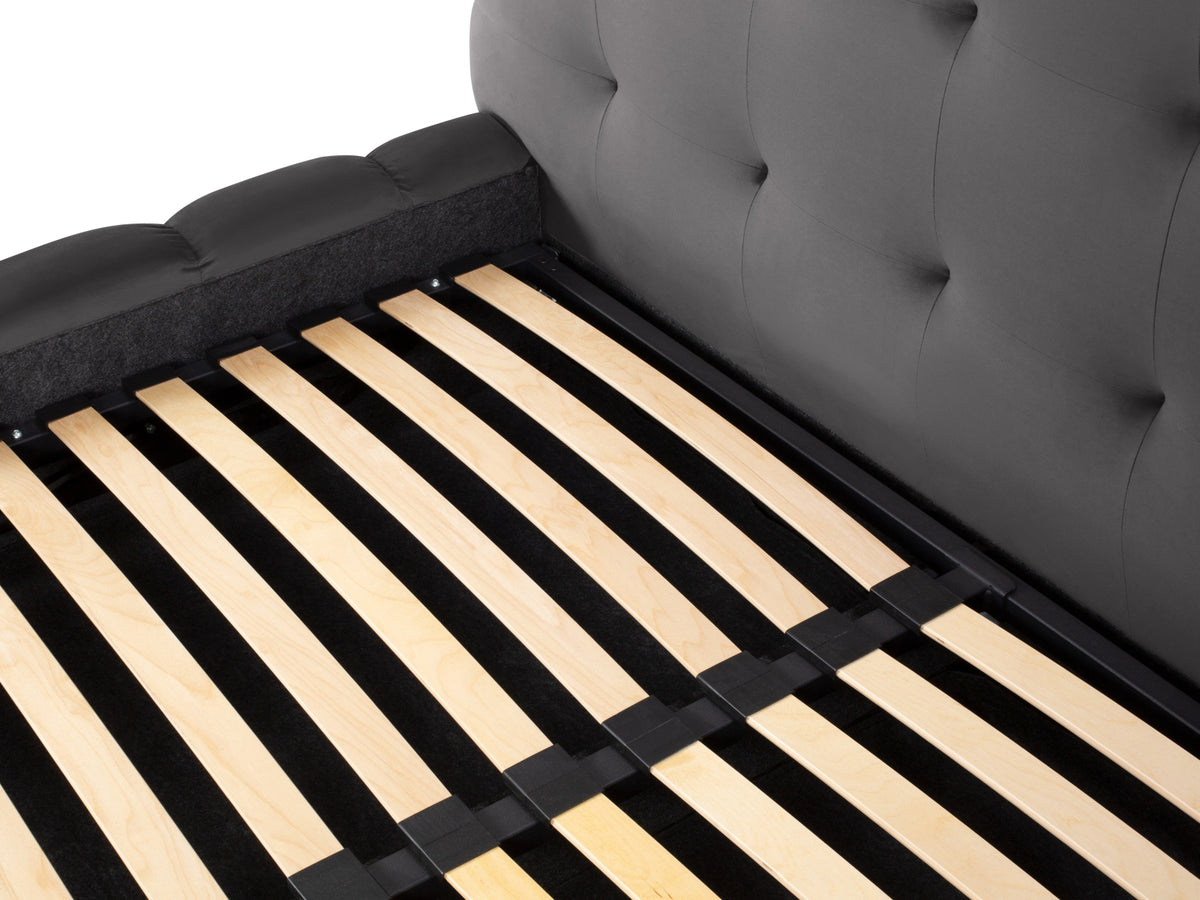 Bed 663680