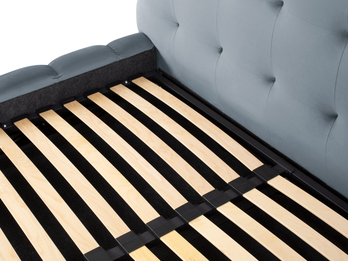 Bed 663680