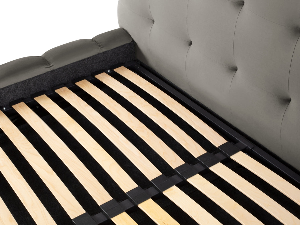 Bed 663680