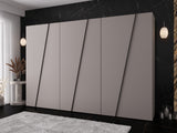Wardrobe 670938