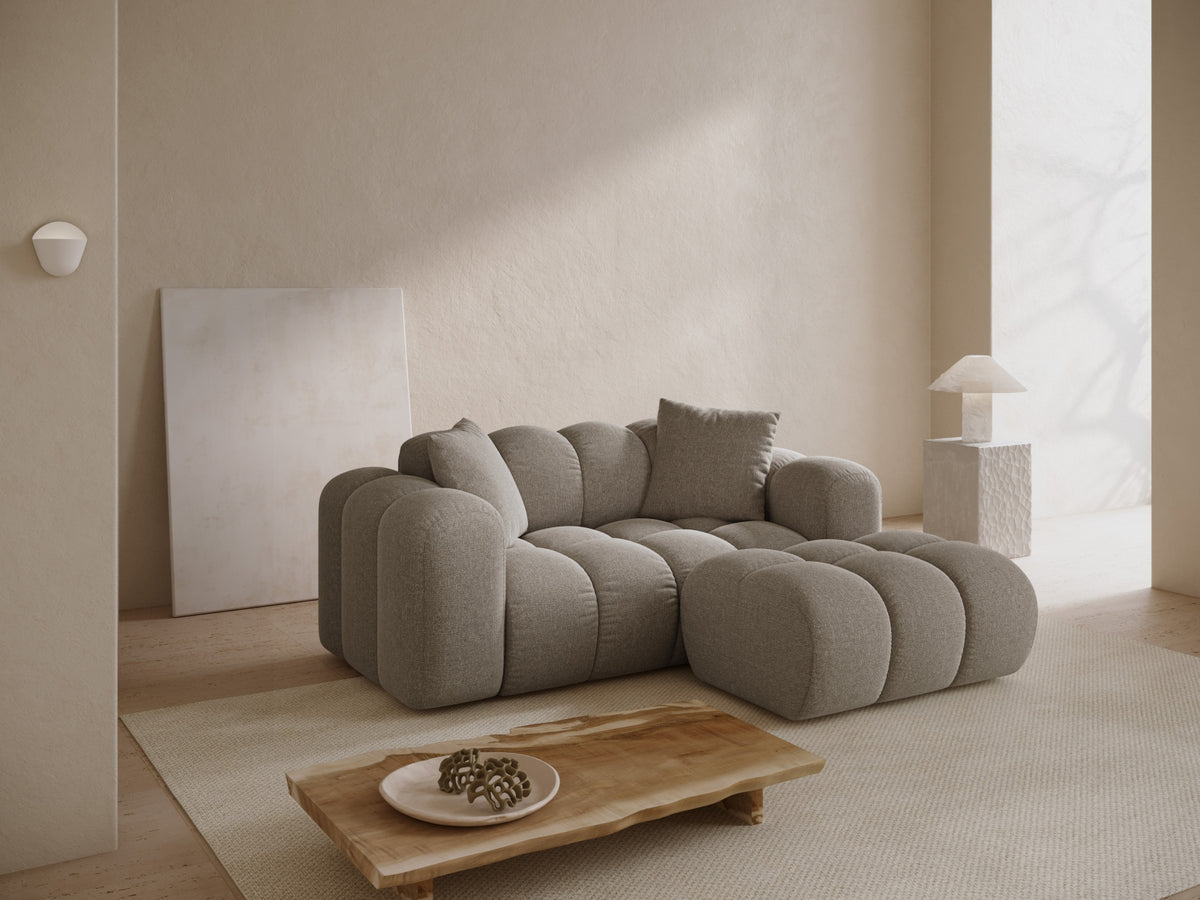 Ottoman 671814