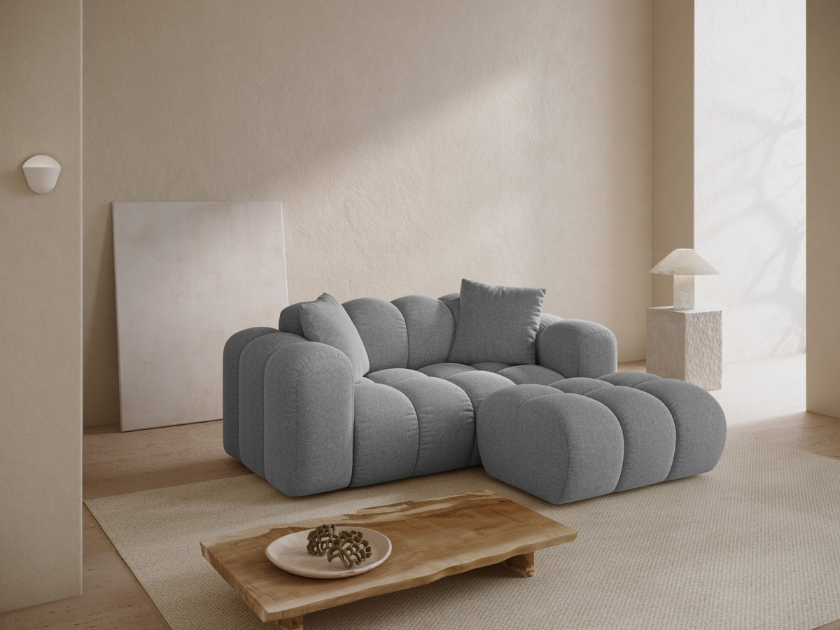Ottoman 671814
