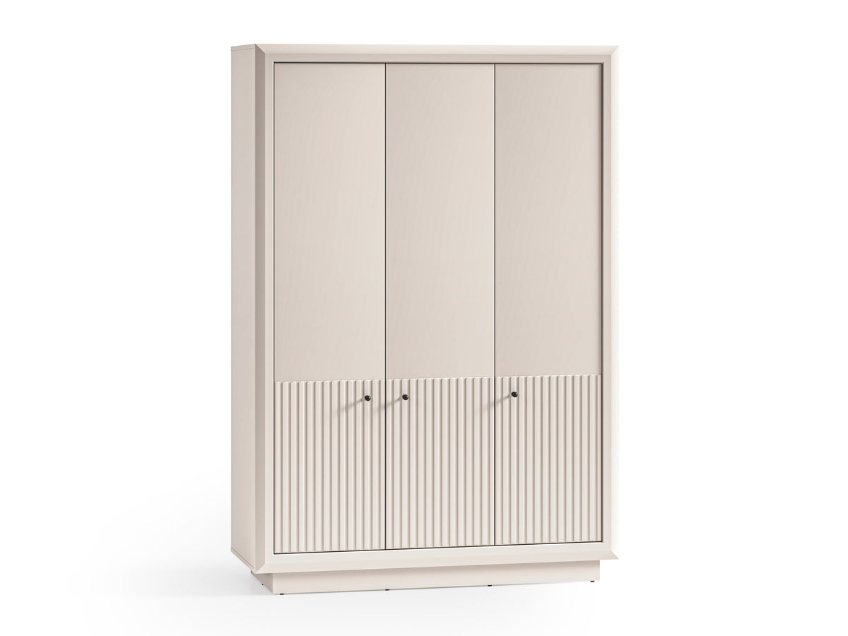 Wardrobe 673860