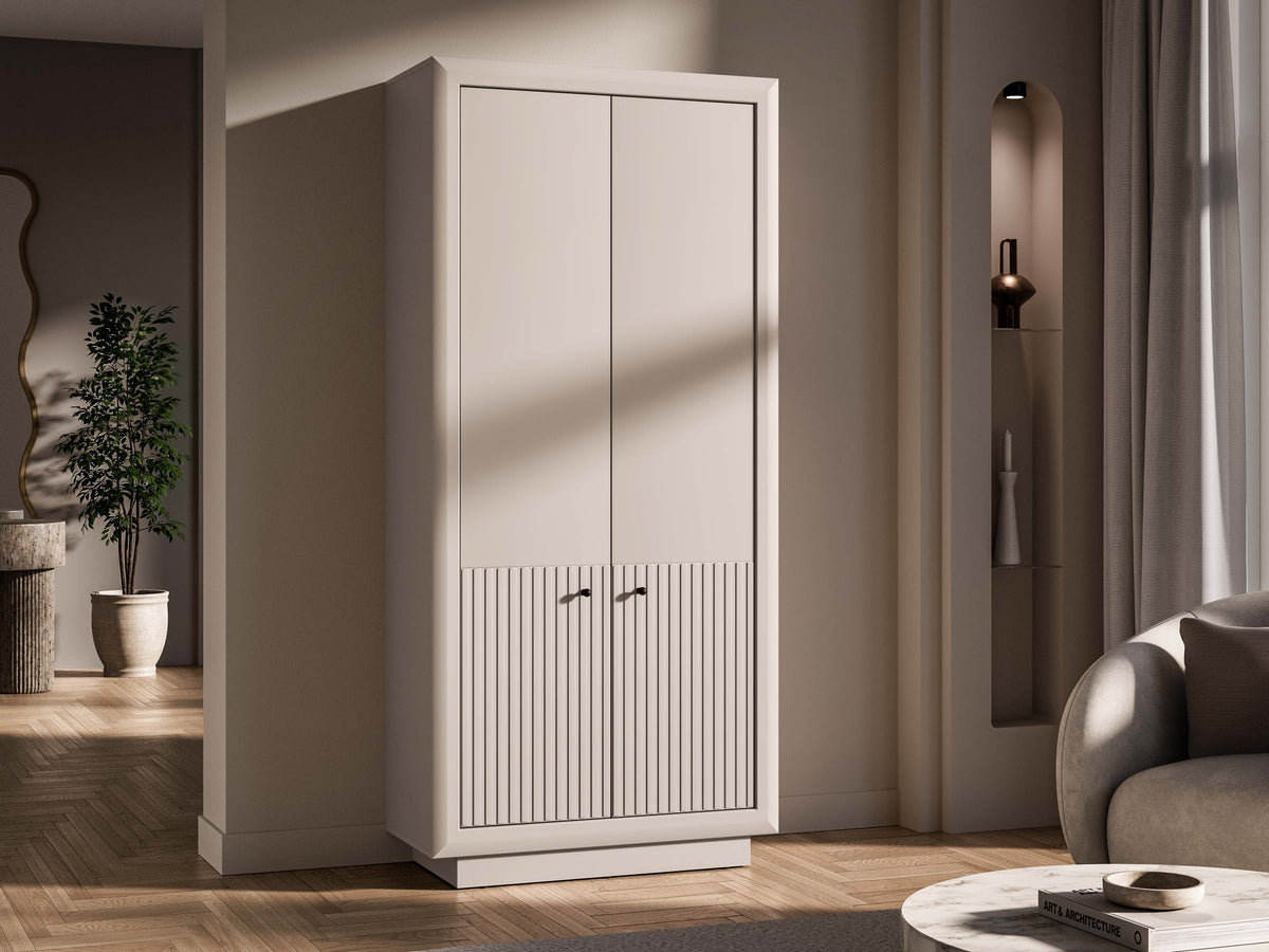 Wardrobe 673866