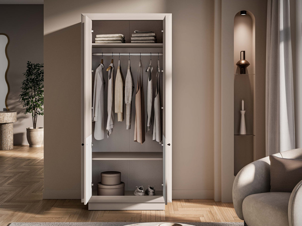 Wardrobe 673866