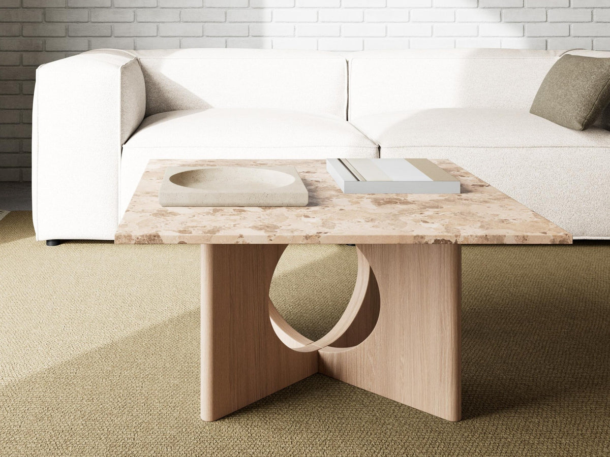 Coffee table 673912