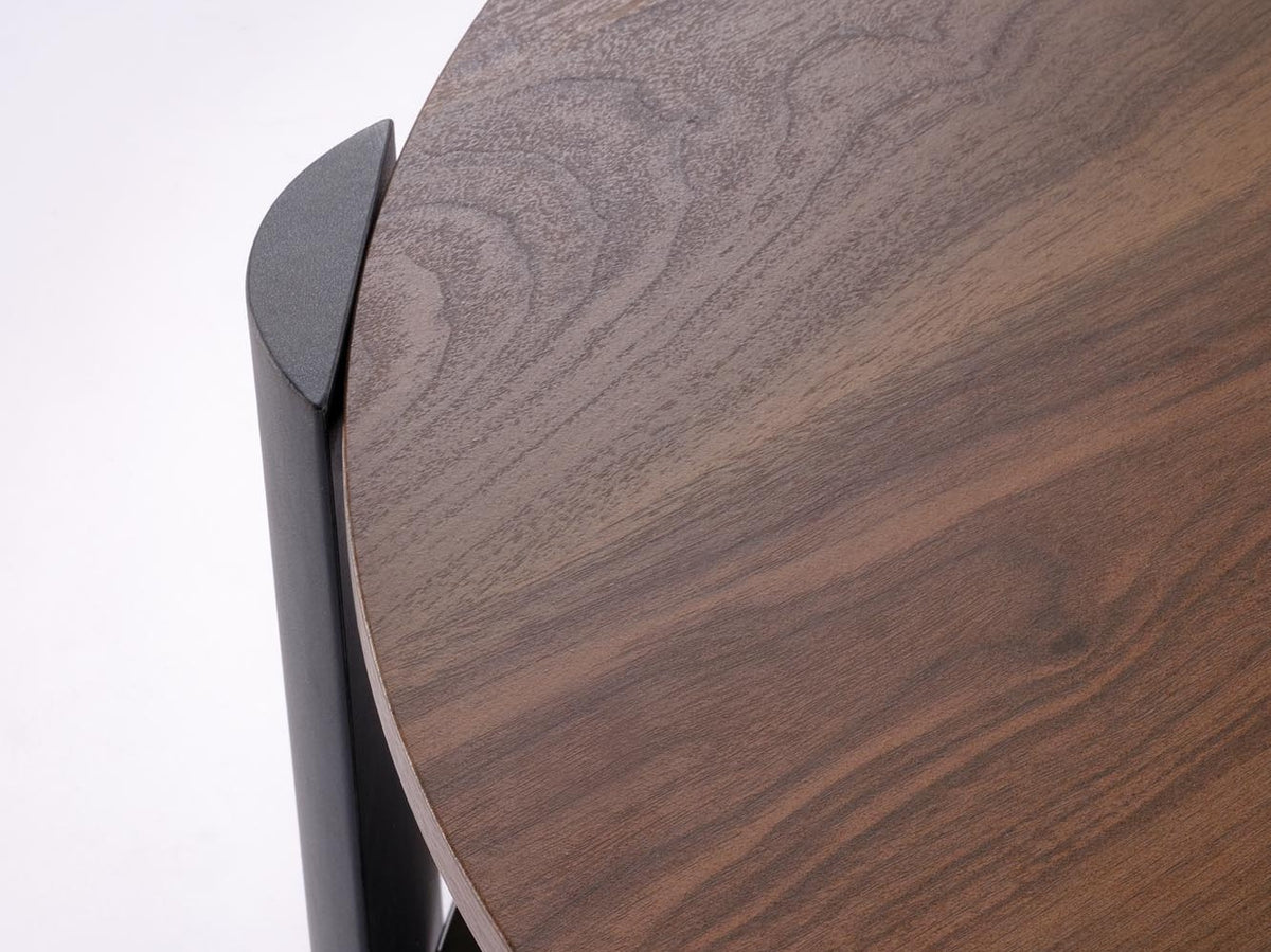 Coffee table 675231