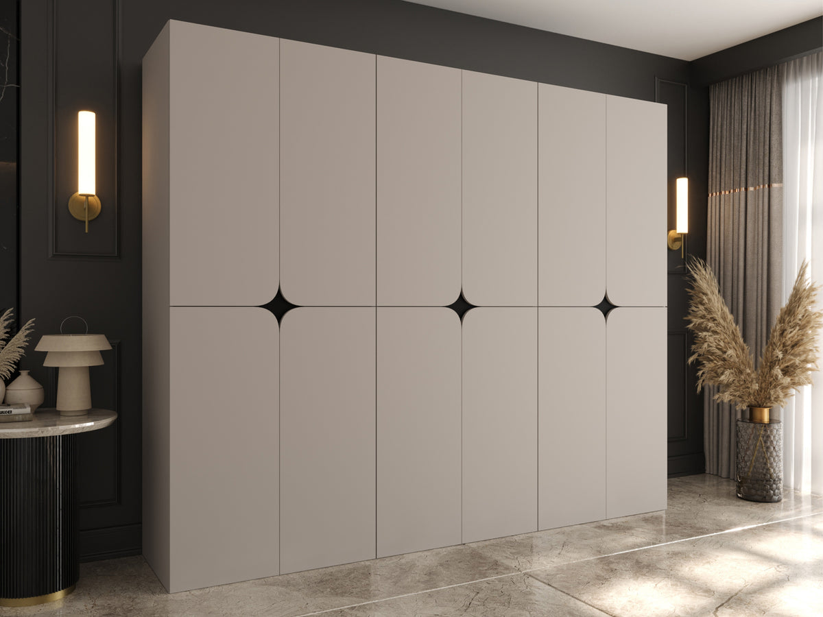 Wardrobe 675833