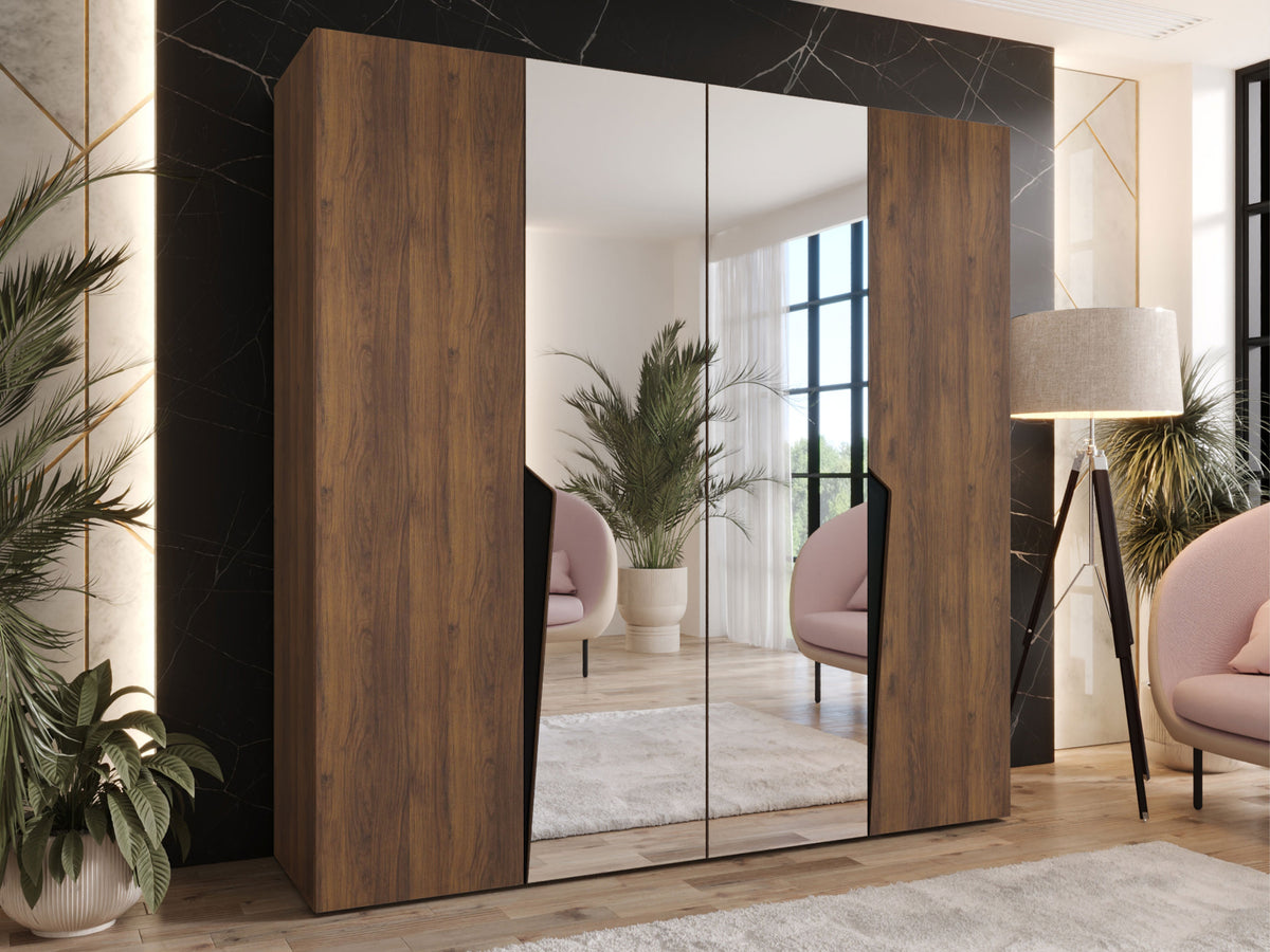 Wardrobe 647293