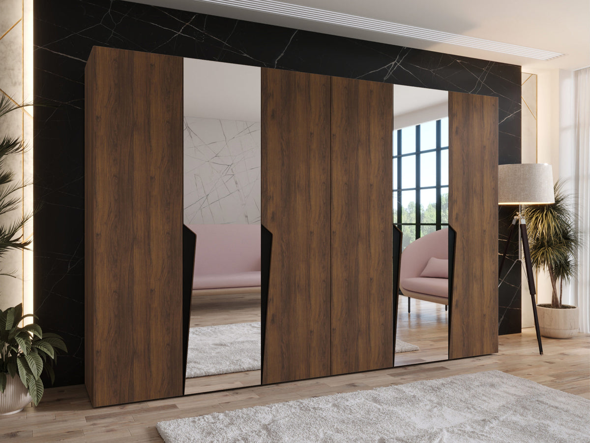 Wardrobe 647337