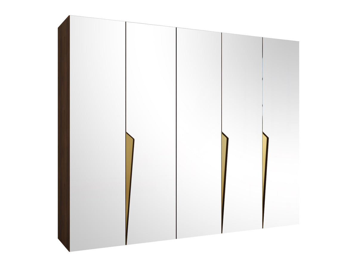 Wardrobe 647381