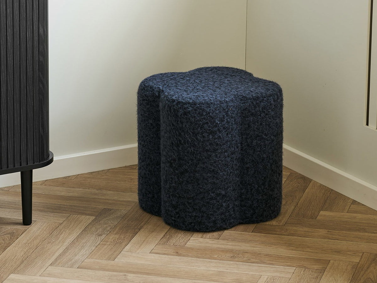 Ottoman 678398