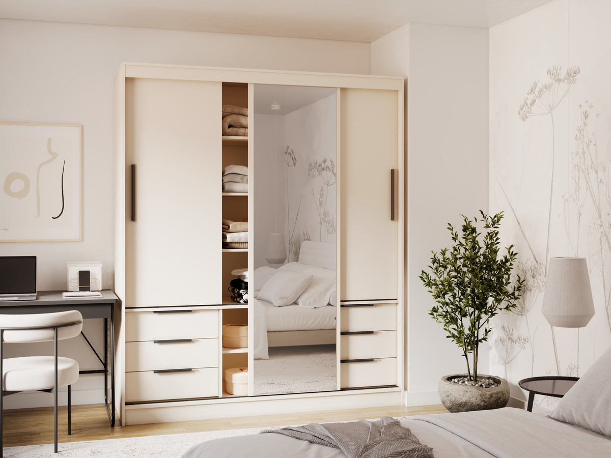Wardrobe 679108