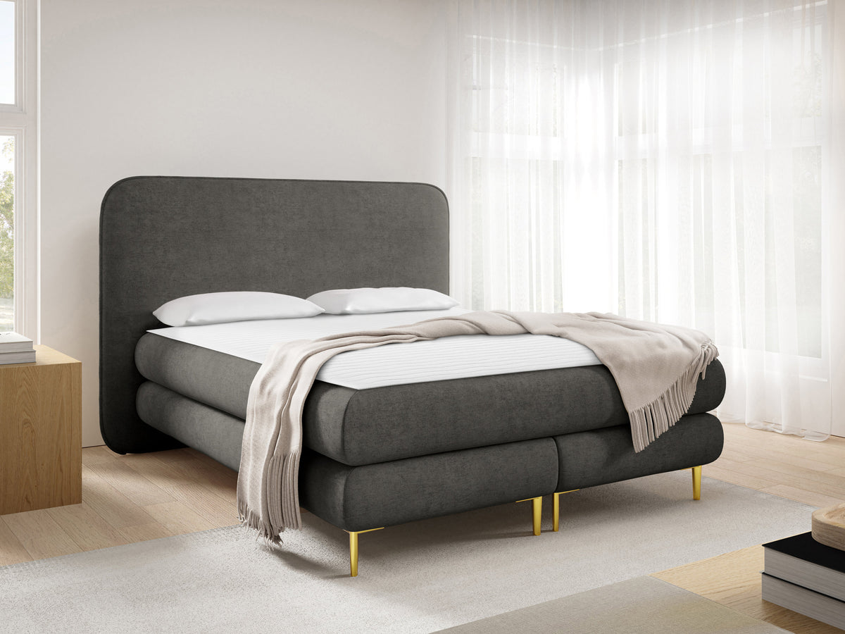 Continental bed 678892 5064762