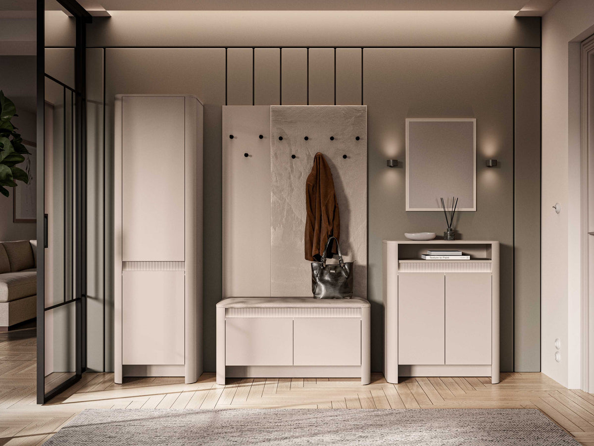 Wardrobe 681475