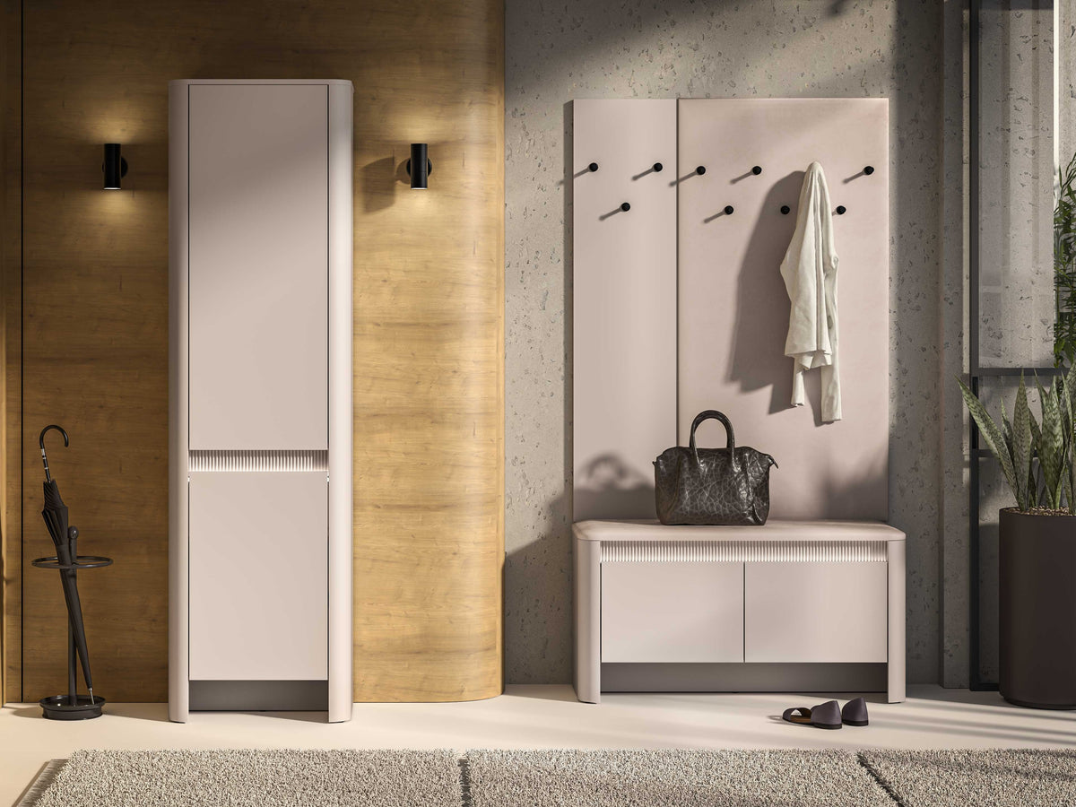 Wardrobe 681475