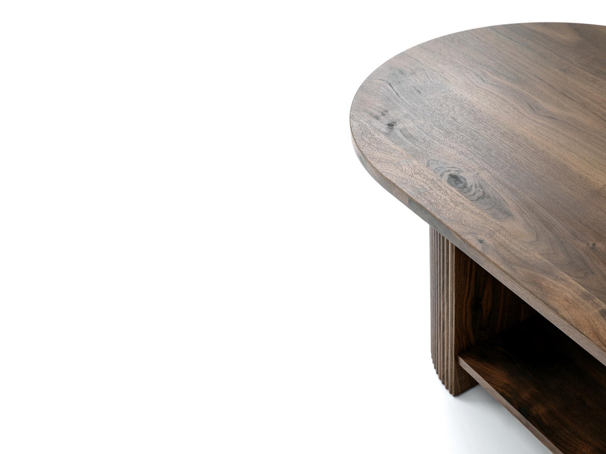 Coffee table 686569