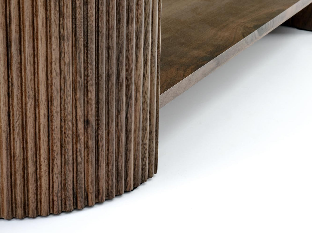 Coffee table 686569